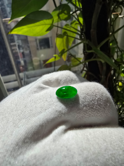 Certified MADE IN JAPAN 2.192 cts. Bright Imperial Green Burmese A-Jadeite Oval Cabochon Loose Stone LS30