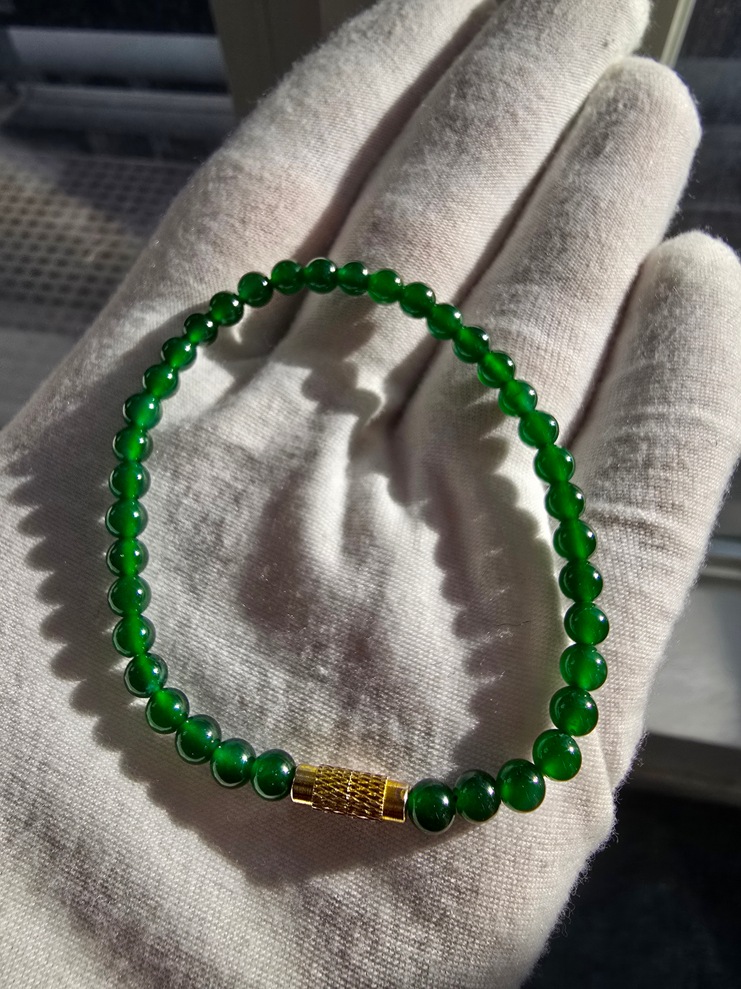 Certified Imperial Japanese Green Burmese A-Jade Beaded Bracelet (MADE IN JAPAN) (4.50 mm Each x 38 beads) 05041 (With Sterling Silver 925)