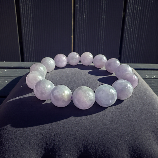 Certified Japanese Pale Lavender Burmese A-Jade Beaded Bracelet (MADE IN JAPAN) (12.50 mm Each x 15 beads) 05044