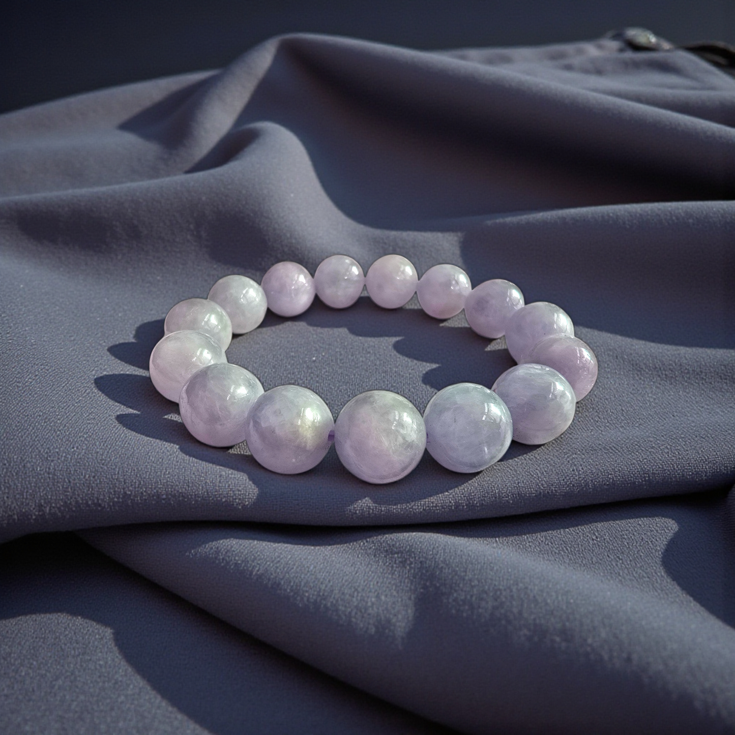 Certified Japanese Pale Lavender Burmese A-Jade Beaded Bracelet (MADE IN JAPAN) (12.50 mm Each x 15 beads) 05044