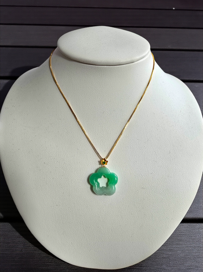 Royal Bauhinia Flower Burmese A-Jadeite 20mm Charm Pendant (with 18K Yellow Gold) - Certified