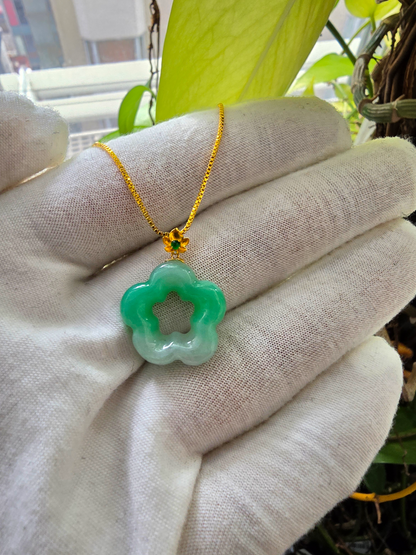 Royal Bauhinia Flower Burmese A-Jadeite 20mm Charm Pendant (with 18K Yellow Gold) - Certified