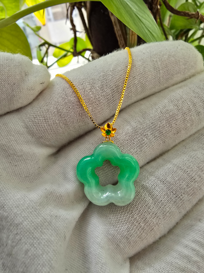 Royal Bauhinia Flower Burmese A-Jadeite 20mm Charm Pendant (with 18K Yellow Gold) - Certified