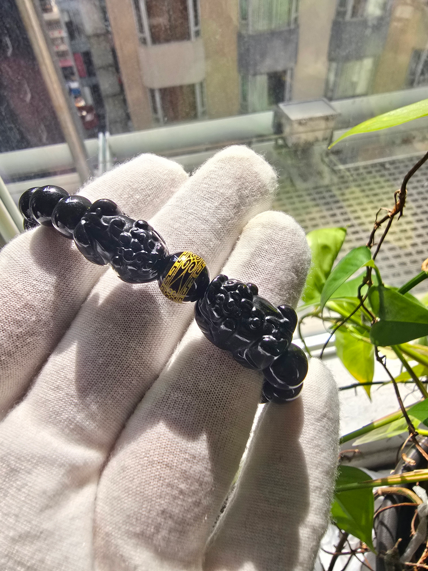 Certified Japanese Black Burmese A-Jade Beaded Bracelet (MADE IN JAPAN) (9.50 mm Each x 16 beads) - Certified 05047