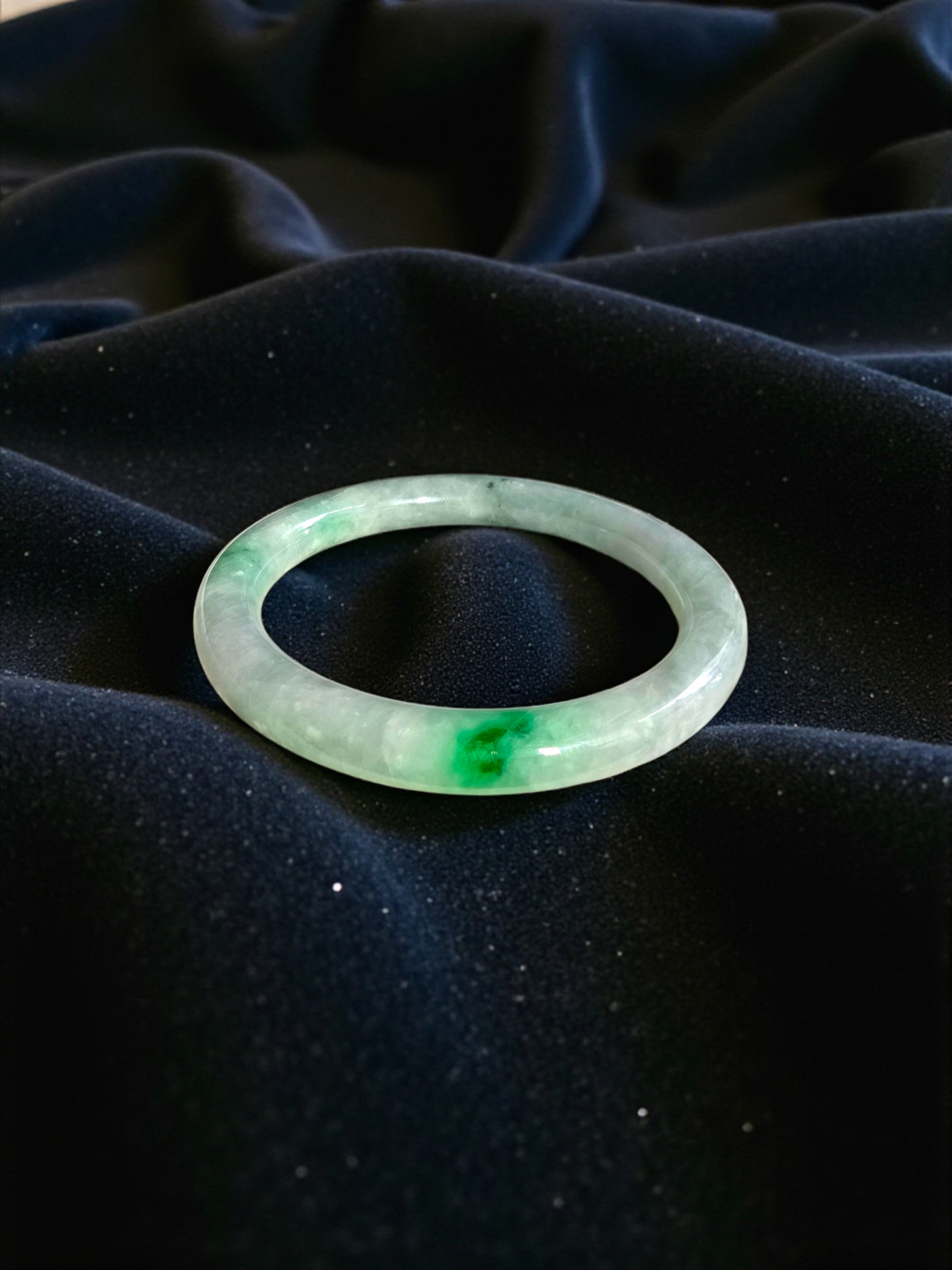 Earth's (MADE IN JAPAN) Burmese Green A-Jade Round Bangle Bracelet - Certified 08833