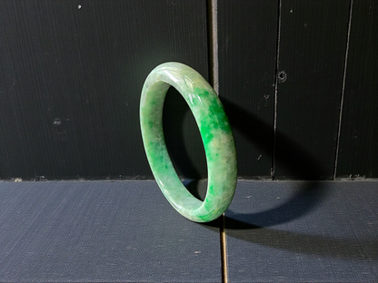 Earth's (MADE IN JAPAN) Burmese Green A-Jade Round Bangle Bracelet - Certified 08834
