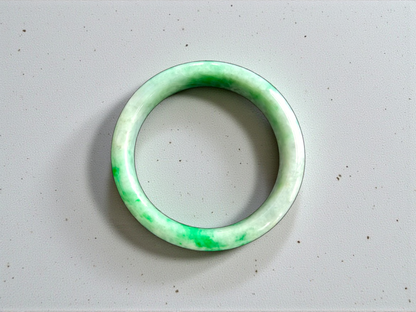 Earth's (MADE IN JAPAN) Burmese Green A-Jade Round Bangle Bracelet - Certified 08834