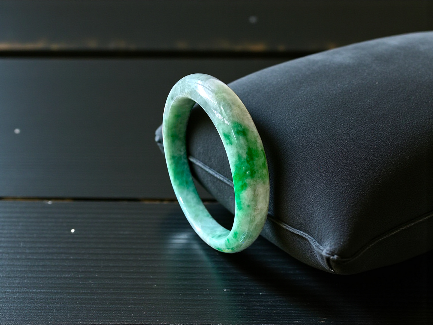 Earth's (MADE IN JAPAN) Burmese Green A-Jade Round Bangle Bracelet - Certified 08834