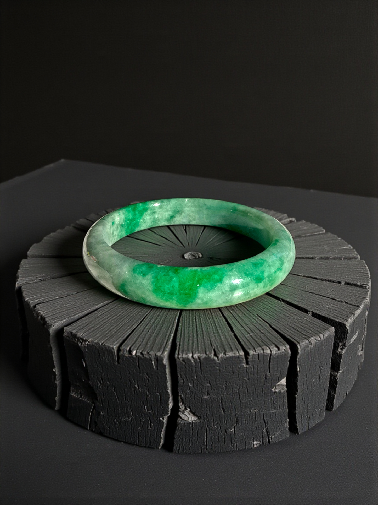 Earth's (MADE IN JAPAN) Burmese Green A-Jade Round Bangle Bracelet - Certified 08835