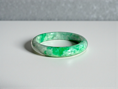 Earth's (MADE IN JAPAN) Burmese Green A-Jade Round Bangle Bracelet - Certified 08835