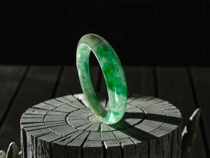 Earth's (MADE IN JAPAN) Burmese Green A-Jade Round Bangle Bracelet - Certified 08836