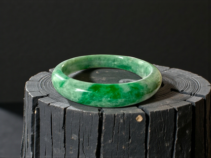 Earth's (MADE IN JAPAN) Burmese Green A-Jade Round Bangle Bracelet - Certified 08836