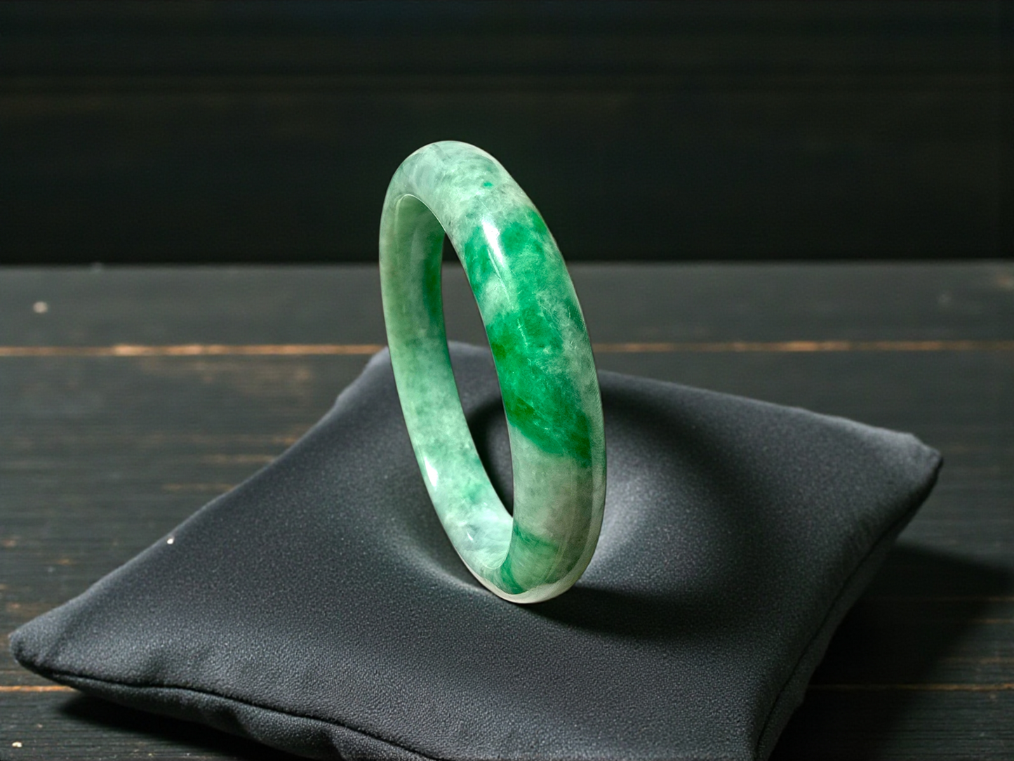 Earth's (MADE IN JAPAN) Burmese Green A-Jade Round Bangle Bracelet - Certified 08836