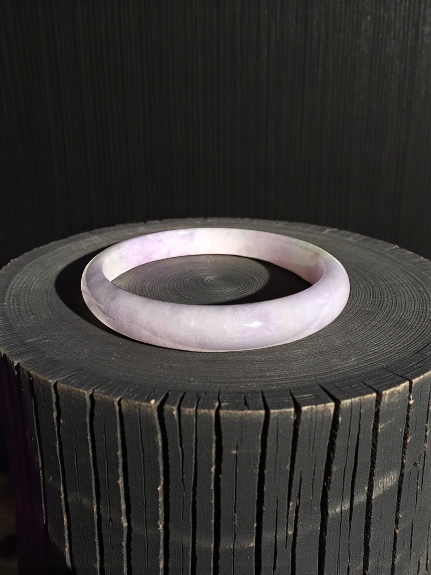 Earth's (MADE IN JAPAN) Burmese Pale Lavender A-Jade Round Bangle Bracelet - Certified 08838