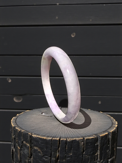 Earth's (MADE IN JAPAN) Burmese Pale Lavender A-Jade Round Bangle Bracelet - Certified 08838