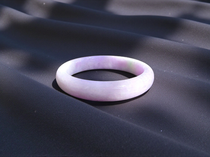Earth's (MADE IN JAPAN) Burmese Lavender A-Jade Round Bangle Bracelet - Certified 08839