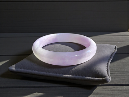 Earth's (MADE IN JAPAN) Burmese Lavender A-Jade Round Bangle Bracelet - Certified 08839