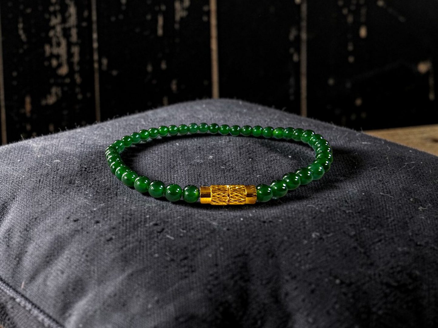 Certified Imperial Japanese Green Burmese A-Jade Beaded Bracelet (MADE IN JAPAN) (4 mm Each x 43 beads) 05042 (With Sterling Silver 925)