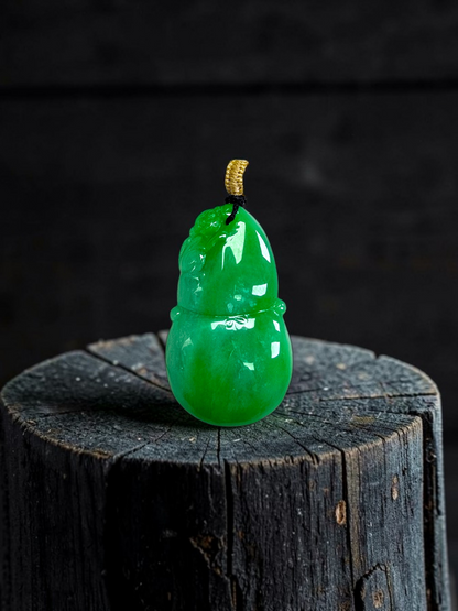 Buddha Double Gourd Vivid-Imperial Green Burmese A-Jadeite Pendant - V1 - Certified