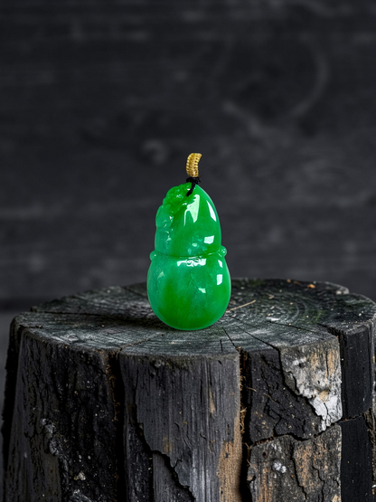 Buddha Double Gourd Vivid-Imperial Green Burmese A-Jadeite Pendant - V1 - Certified