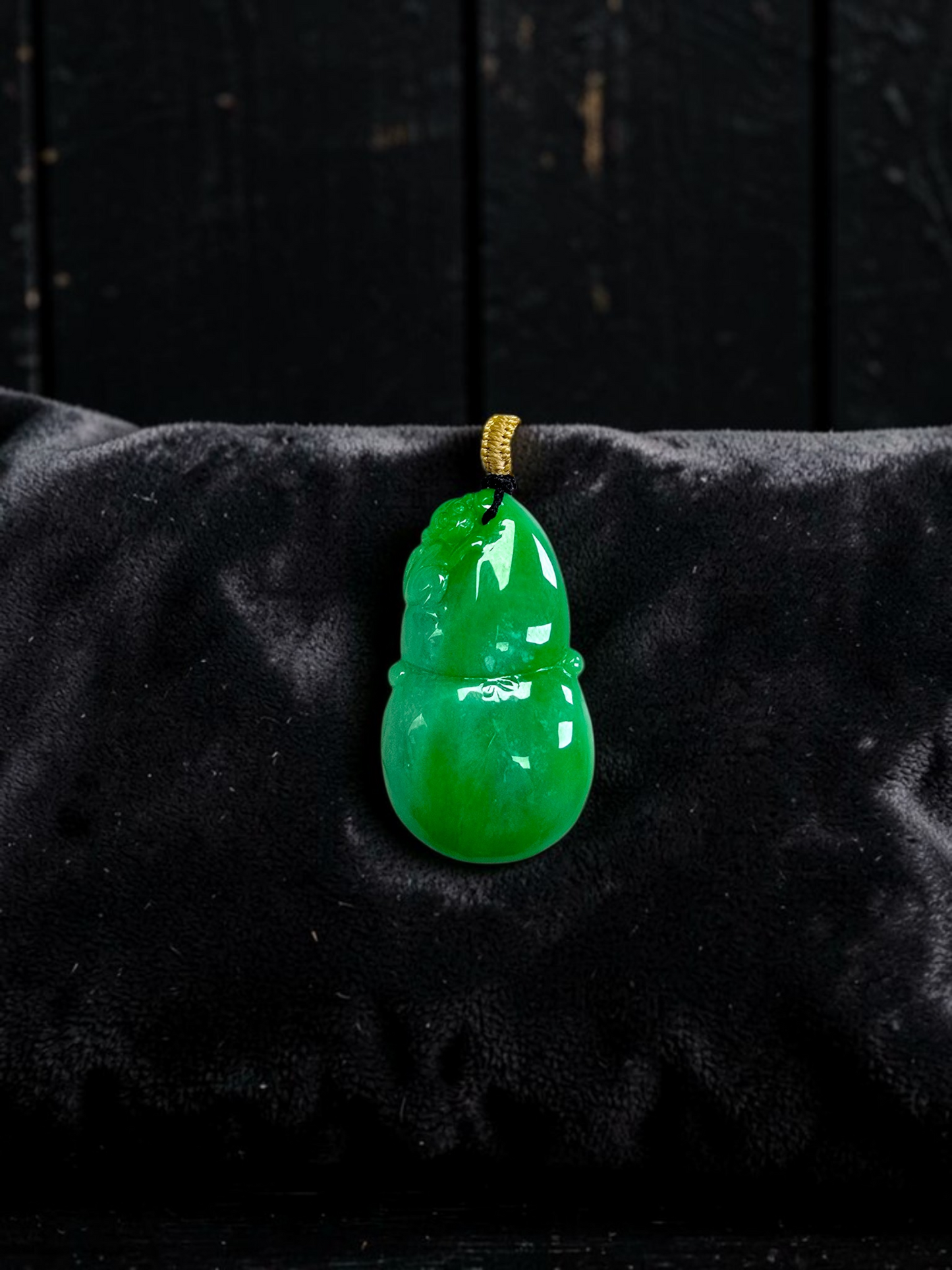 Buddha Double Gourd Vivid-Imperial Green Burmese A-Jadeite Pendant - V1 - Certified