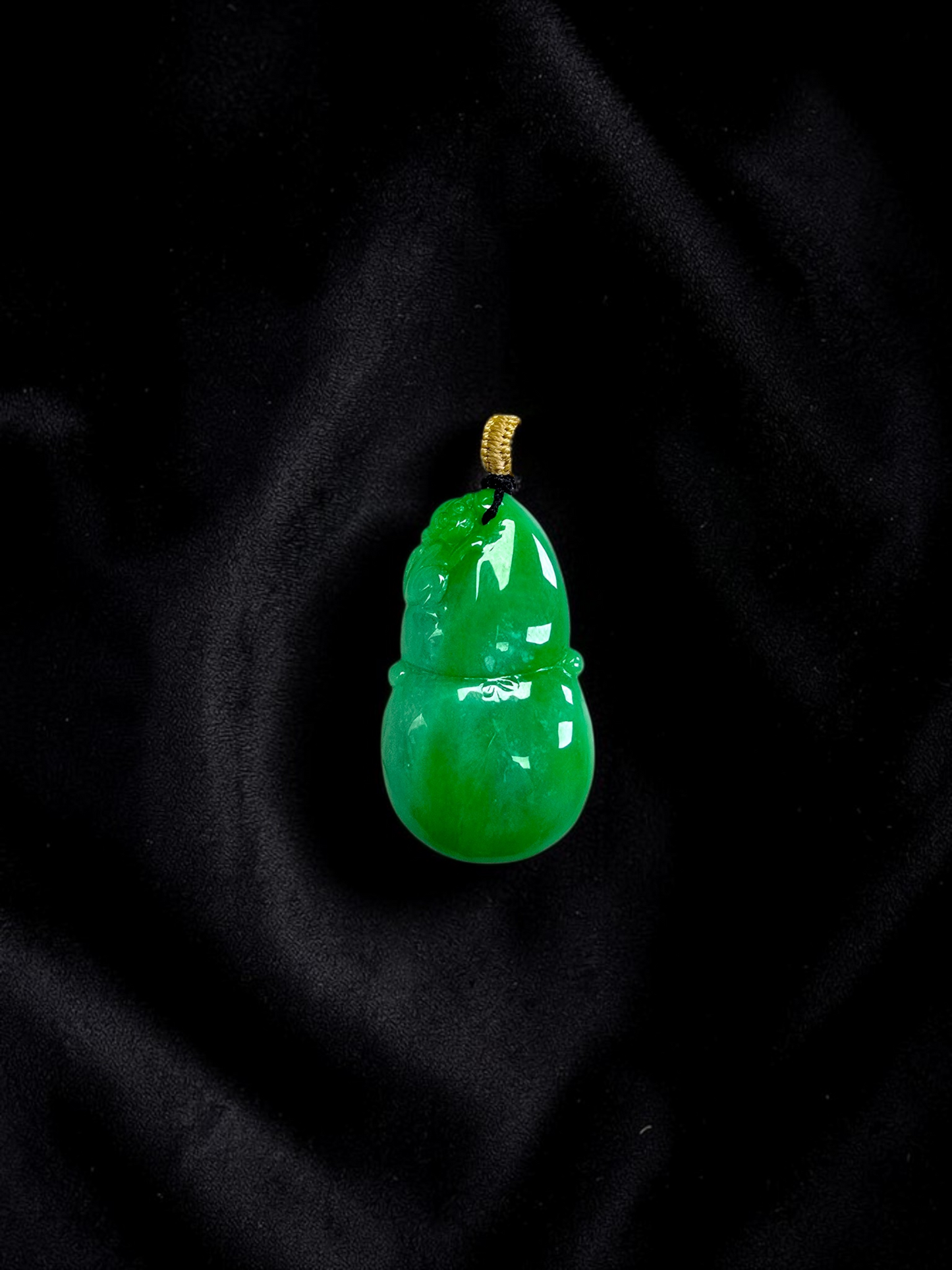 Buddha Double Gourd Vivid-Imperial Green Burmese A-Jadeite Pendant - V1 - Certified