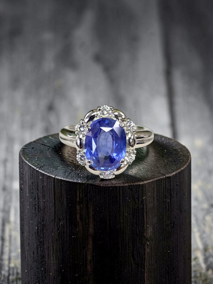 Toyohashi MADE IN JAPAN Certified Oval Shaped 3.17 cts. Cornflower Blue Sapphire Ring with Platinum 900 and White Diamonds Size US5 - R10
