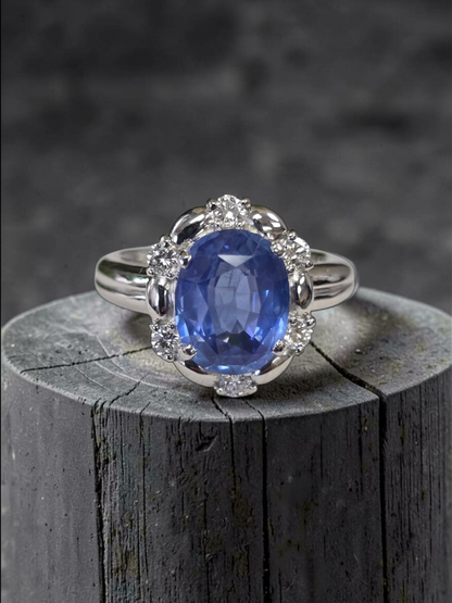 Toyohashi MADE IN JAPAN Certified Oval Shaped 3.17 cts. Cornflower Blue Sapphire Ring with Platinum 900 and White Diamonds Size US5 - R10