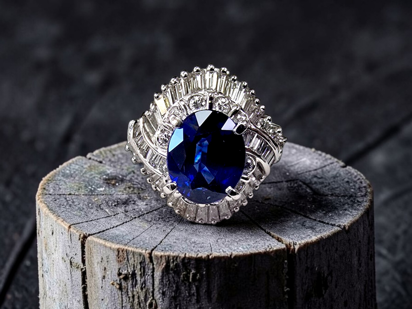 Okazaki MADE IN JAPAN Certified Oval Shaped 2.72 cts. Natural Royal Blue Sapphire Ring with Platinum 900 and White Diamonds Size US5  - R11
