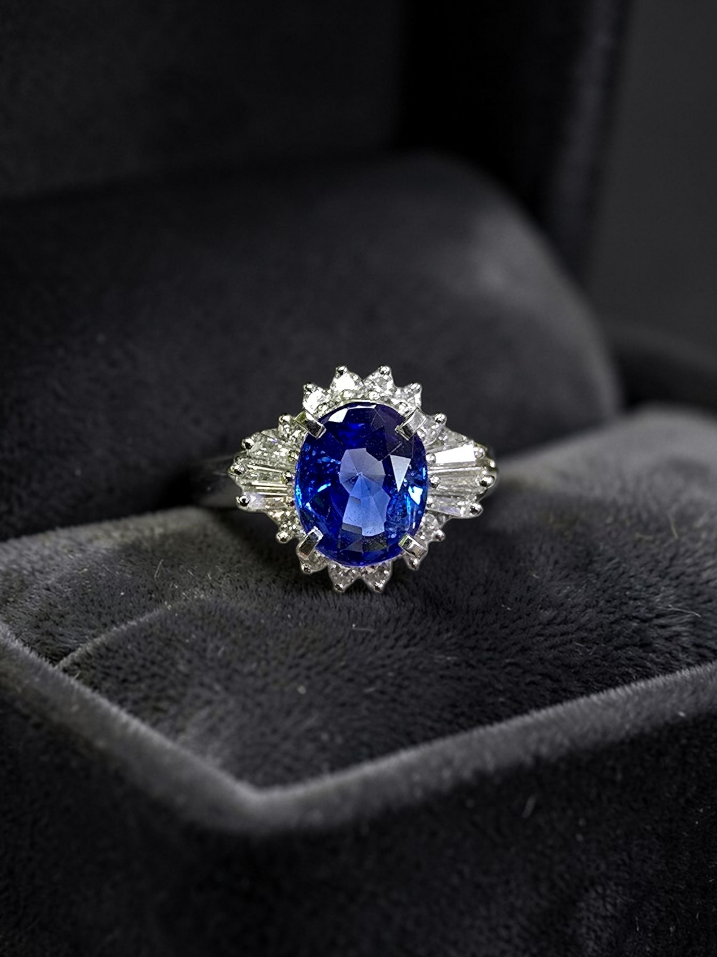 Ichinomiya MADE IN JAPAN Certified Oval Shaped 1.93 cts. Natural Blue Sapphire Ring with Platinum 900 and White Diamonds Size US6.5  - R12