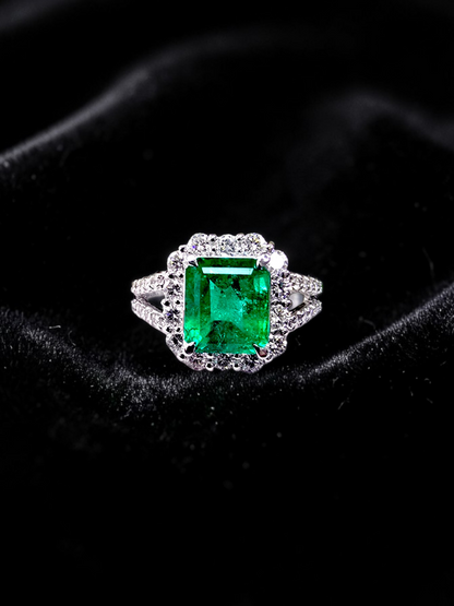 Handa MADE IN JAPAN Certified 2.34 cts. Minor Oil Vivid Green Columbian Emerald Ring with Platinum 900 and White Diamonds Size US6  - R14