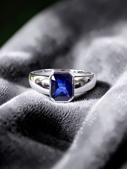 Hekinan Certified 1.72 cts. Natural Royal Blue Sapphire Men's Ring with 18K White Gold Size US 9  - R19