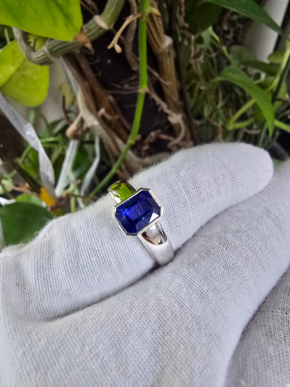 Hekinan Certified 1.72 cts. Natural Royal Blue Sapphire Men's Ring with 18K White Gold Size US 9  - R19