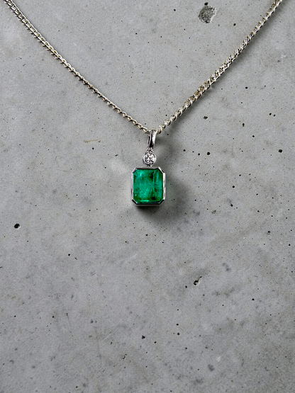 Kariya Certified 1.33 cts. Vivid Green Columbian Emerald Charm Pendant with 18K White Gold and White Diamonds - V2