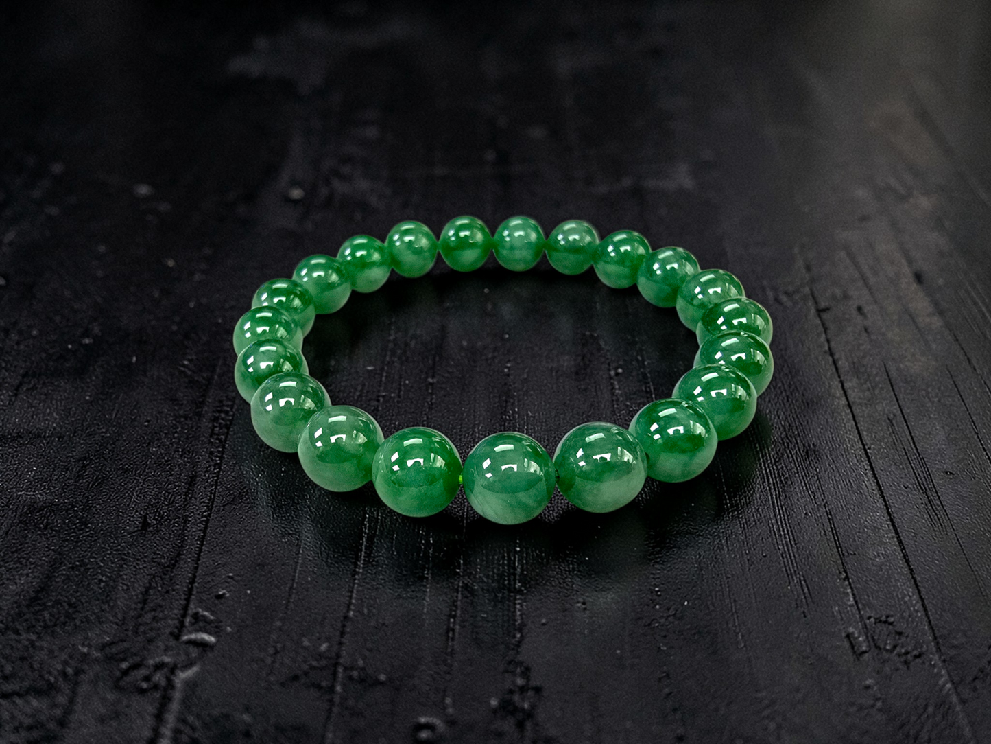 Certified Japanese Vivid Imperial Green Burmese A-Jade Beaded Bracelet (MADE IN JAPAN) (9.50 mm Each x 21 beads) 05050