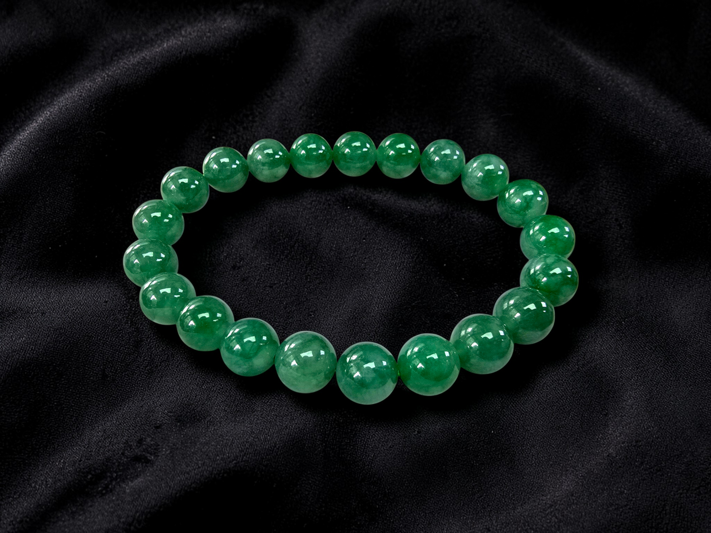 Certified Japanese Vivid Imperial Green Burmese A-Jade Beaded Bracelet (MADE IN JAPAN) (9.50 mm Each x 21 beads) 05050