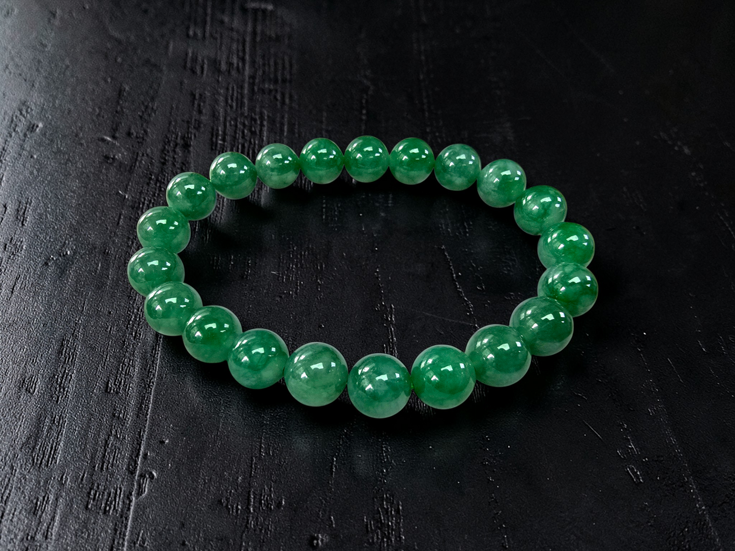 Certified Japanese Vivid Imperial Green Burmese A-Jade Beaded Bracelet (MADE IN JAPAN) (9.50 mm Each x 21 beads) 05050