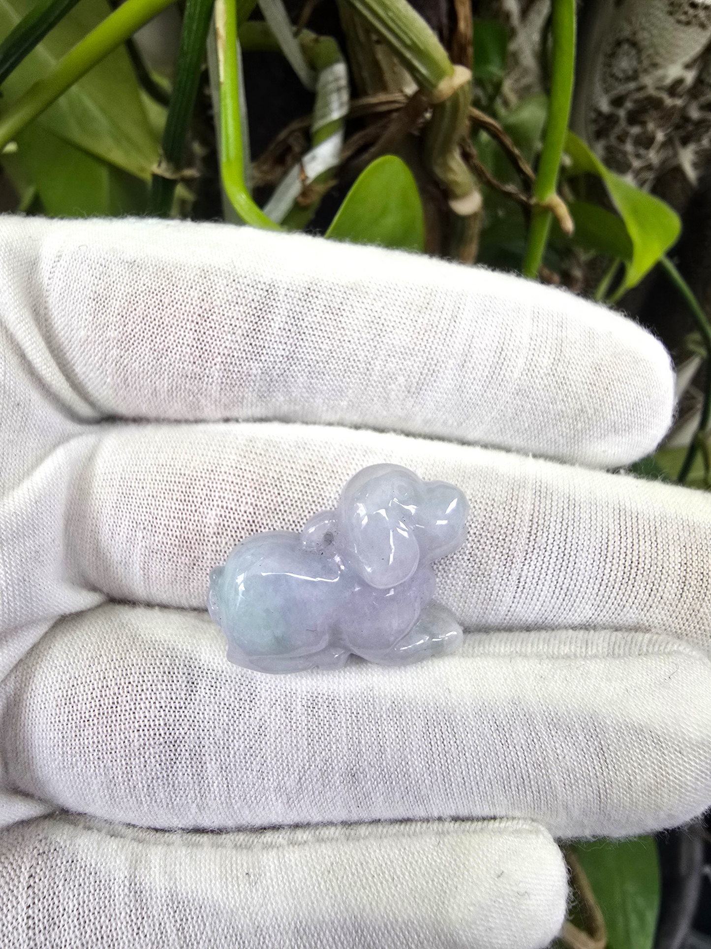 Loyal Sitting Dog White-Lavender Purple Burmese A-Jadeite Charm Pendant