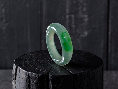 Master's Burmese Icy Green A-Jadeite Infinity Band Ring Size US 4 - 09024 - Certified