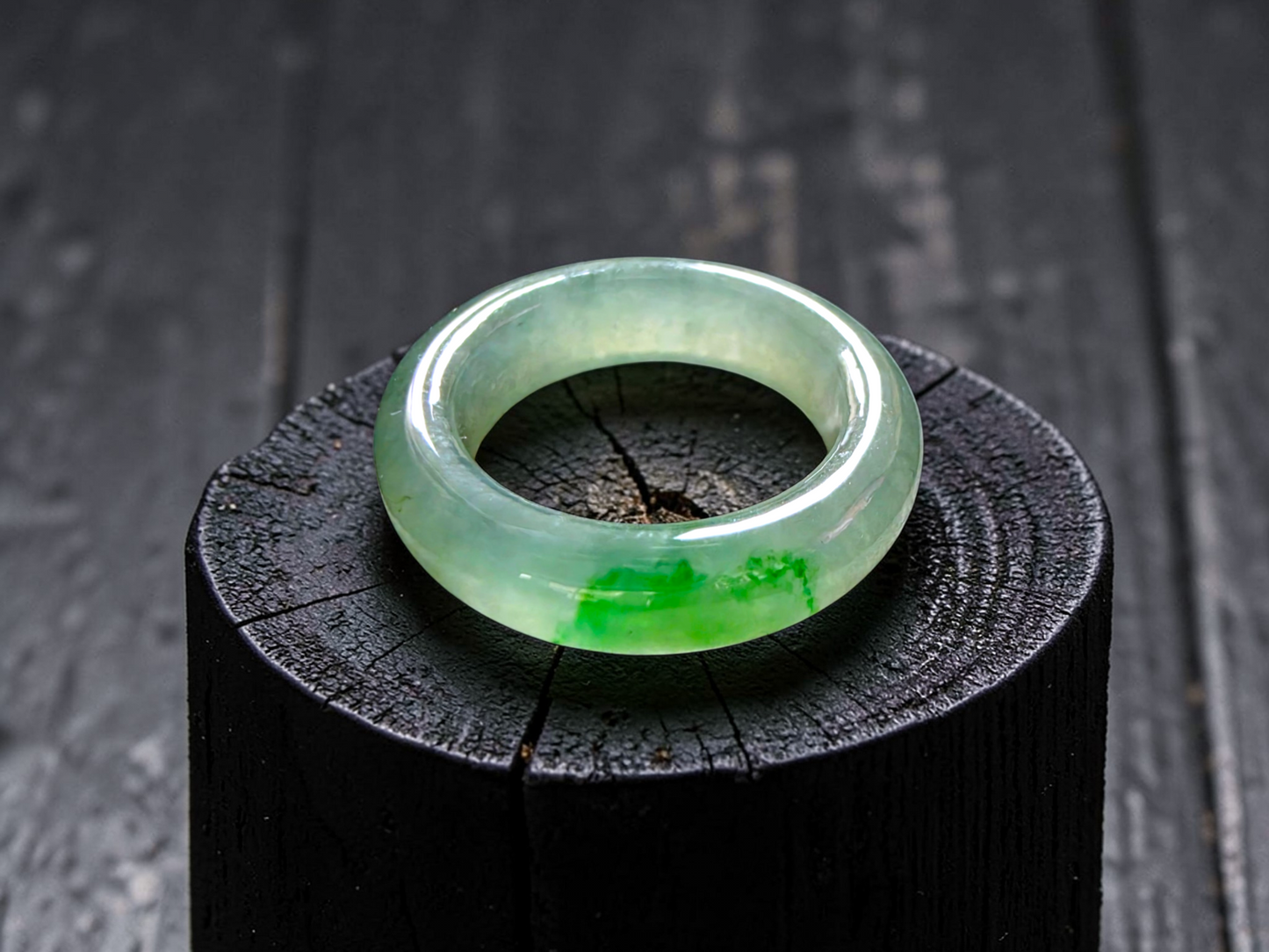 Master's Burmese Icy Green A-Jadeite Infinity Band Ring Size US 4 - 09024 - Certified