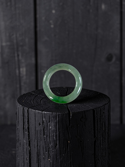 Master's Burmese Icy Green A-Jadeite Infinity Band Ring Size US 4 - 09024 - Certified