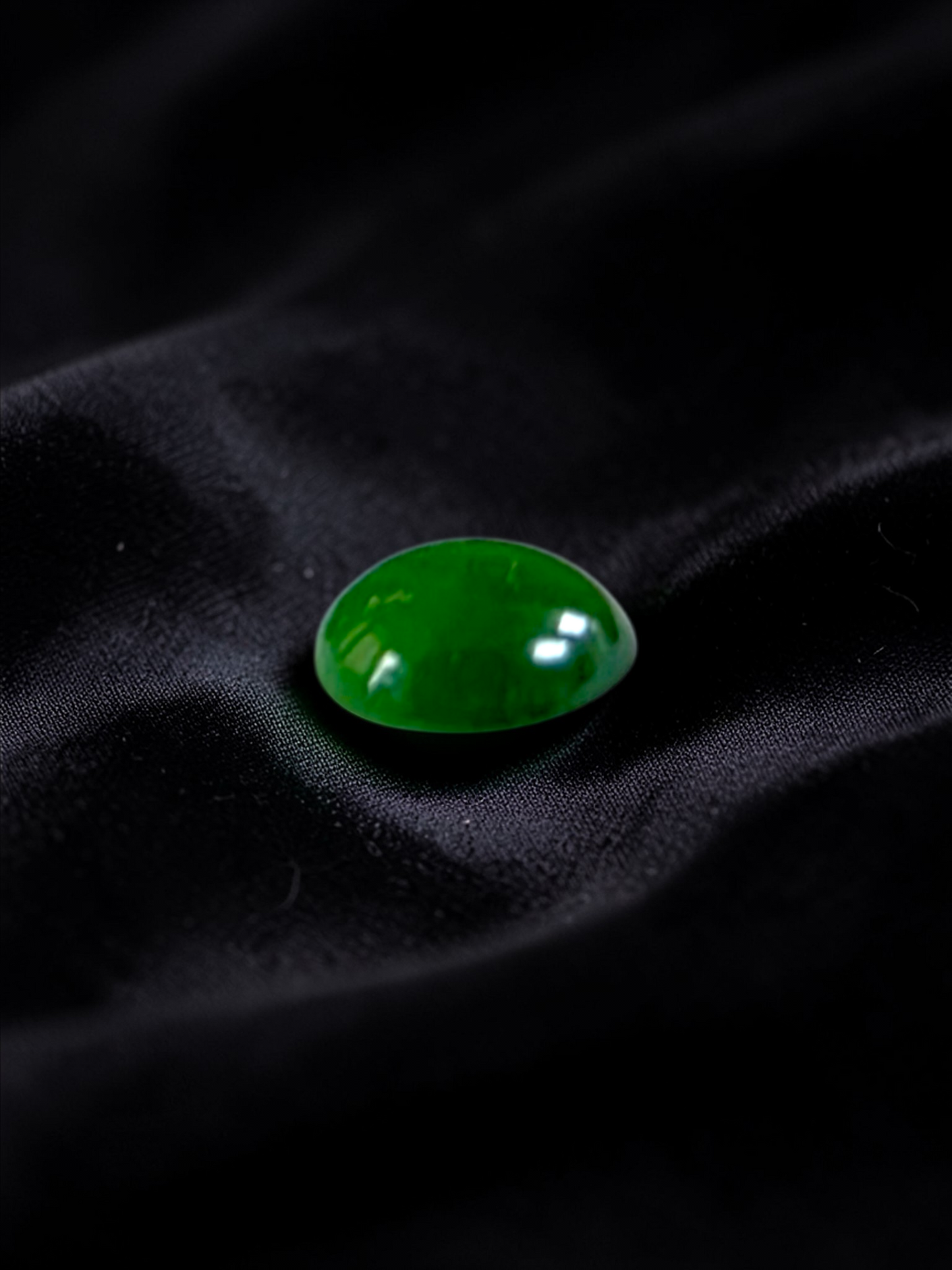 Certified MADE IN JAPAN 1.43 cts. Intense Imperial Green Burmese A-Jadeite Oval Cabochon Loose Stone LS31