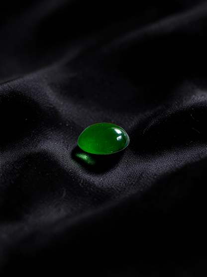 Certified MADE IN JAPAN 1.43 cts. Intense Imperial Green Burmese A-Jadeite Oval Cabochon Loose Stone LS31