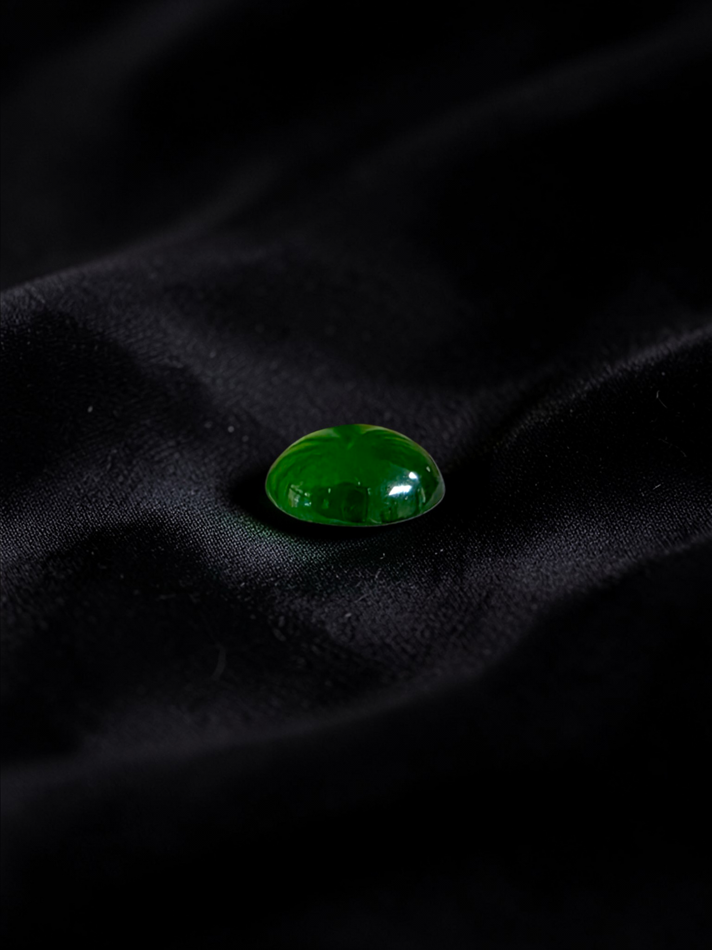 Certified MADE IN JAPAN 1.43 cts. Intense Imperial Green Burmese A-Jadeite Oval Cabochon Loose Stone LS31