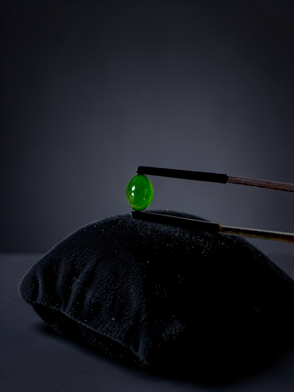 Certified MADE IN JAPAN 1.43 cts. Intense Imperial Green Burmese A-Jadeite Oval Cabochon Loose Stone LS31