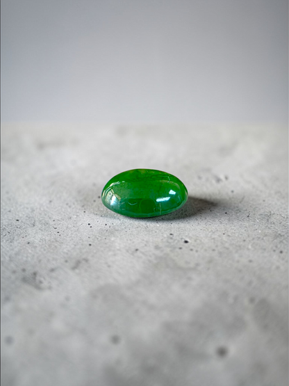 Certified MADE IN JAPAN 1.888 cts. Intense Deep Green Burmese A-Jadeite Oval Cabochon Loose Stone LS32