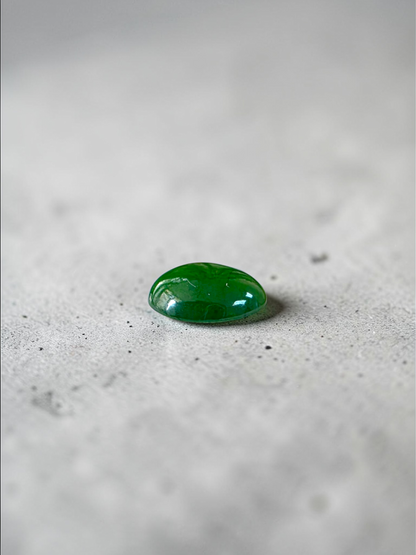 Certified MADE IN JAPAN 1.888 cts. Intense Deep Green Burmese A-Jadeite Oval Cabochon Loose Stone LS32