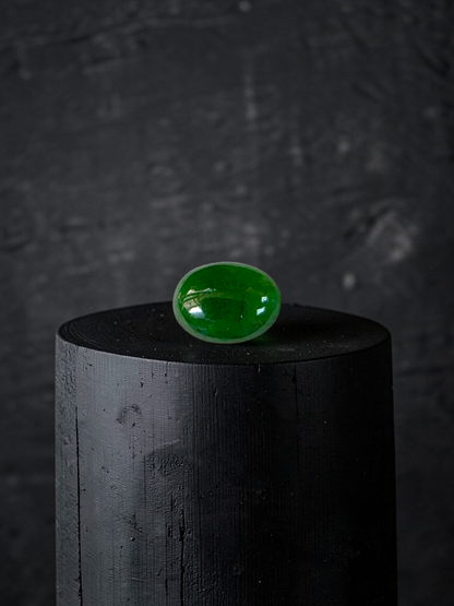 Certified MADE IN JAPAN 1.888 cts. Intense Deep Green Burmese A-Jadeite Oval Cabochon Loose Stone LS32