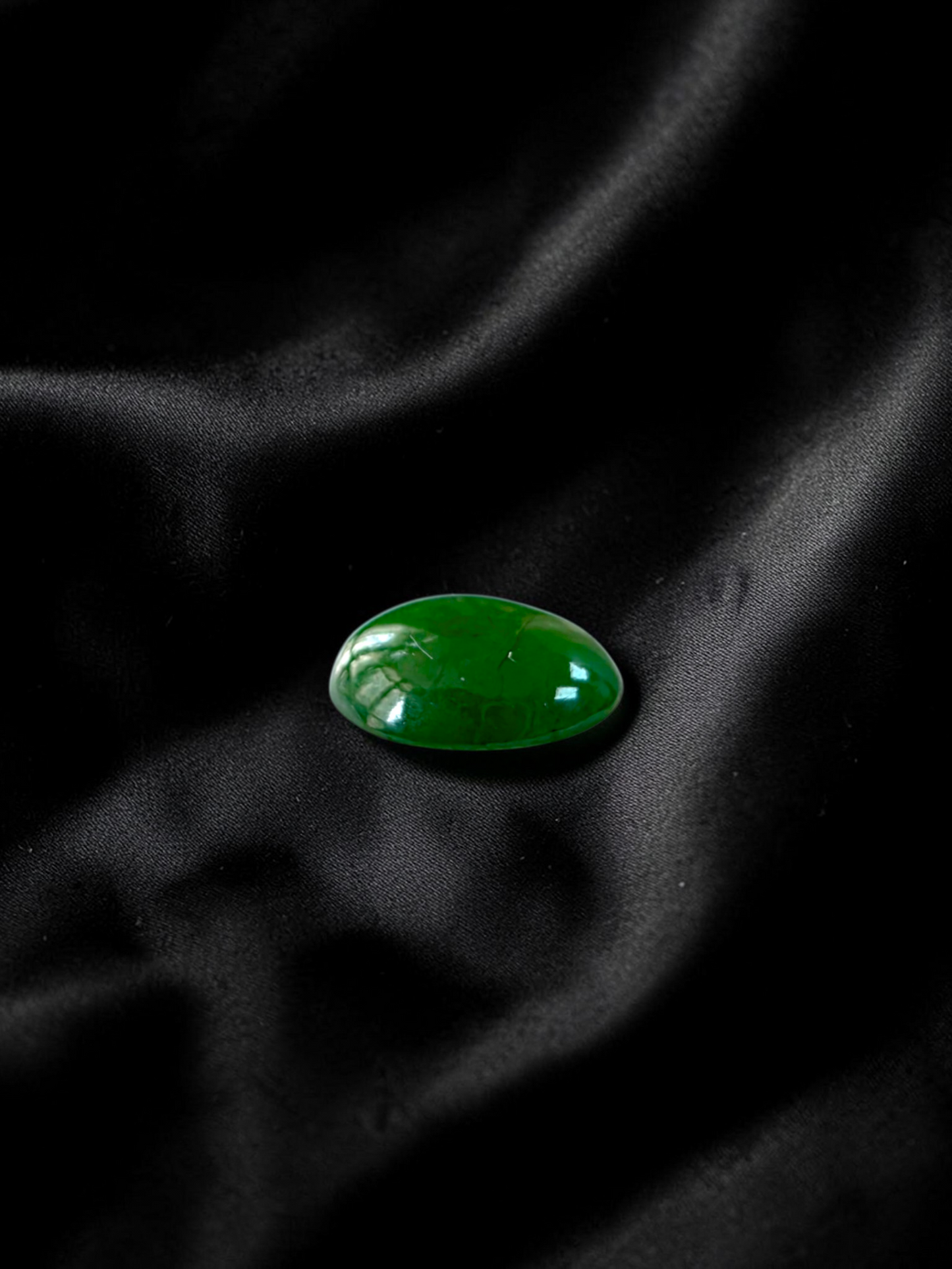 Certified MADE IN JAPAN 1.888 cts. Intense Deep Green Burmese A-Jadeite Oval Cabochon Loose Stone LS32