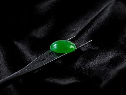 Certified MADE IN JAPAN 1.20 cts. Intense Bright Imperial Green Burmese A-Jadeite Oval Cabochon Loose Stone LS33